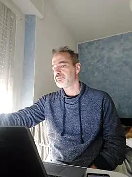 Snapshot of Marcolino183 chatting on January 2025 09:27:01 AM Marcolino183 online show from January 2025 09:27:01 AM