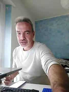 Snapshot of Marcolino183 chatting on October 2025 08:25:02 AM Marcolino183 online show from October 2025 08:25:02 AM