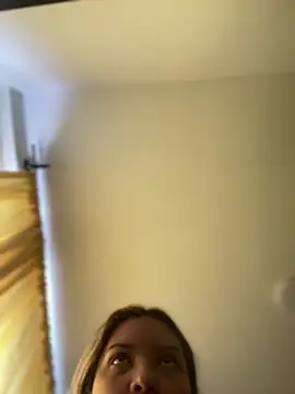 baby lizy online show from December 2025 04:56:01 PM