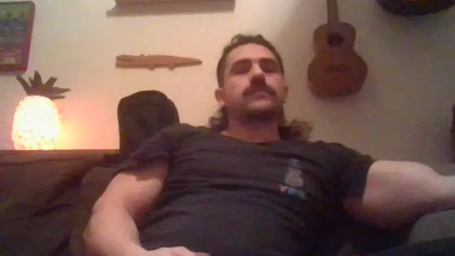 Snapshot of Mclozzz chatting on February 2026 08:56:01 PM Mclozzz online show from February 2026 08:56:01 PM