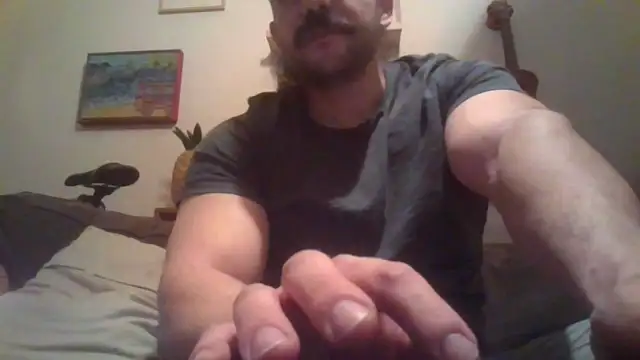 Snapshot of Mclozzz chatting on February 2026 05:04:01 AM Mclozzz online show from February 2026 05:04:01 AM