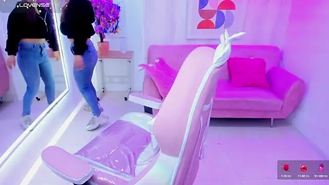 Snapshot of Gabby_evanns chatting on September 2025 08:38:02 AM Gabby evanns online show from September 2025 08:38:02 AM