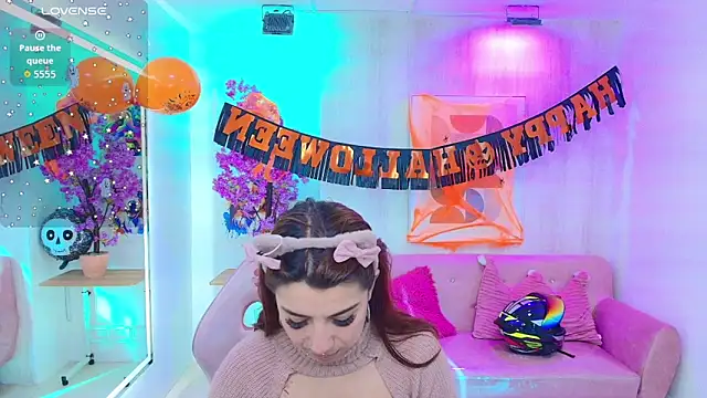 Snapshot of Gabby_evanns chatting on October 2025 12:06:02 PM Gabby evanns online show from October 2025 12:06:02 PM