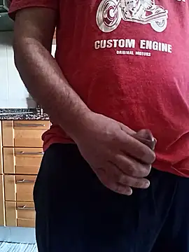 adre84s online show from December 2024 02:57:02 PM