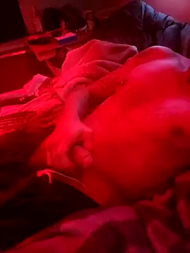 LargeDominoes online show from April 2026 04:26:01 PM