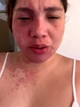 WhiteWomen online show from November 2025 04:10:02 PM