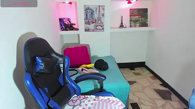 Catalehia Milk online show from October 2025 07:57:02 PM