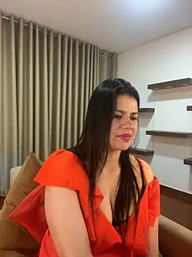 Snapshot of Alice_Biel chatting on January 2025 03:11:02 AM Alice Biel online show from January 2025 03:11:02 AM