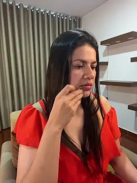 Snapshot of Alice_Biel chatting on March 2025 09:03:01 PM Alice Biel online show from March 2025 09:03:01 PM