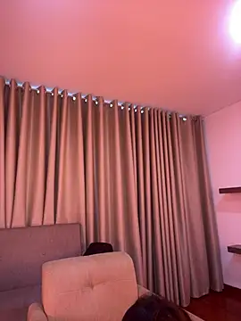 Snapshot of Alice_Biel chatting on April 2026 02:58:01 PM Alice Biel online show from April 2026 02:58:01 PM