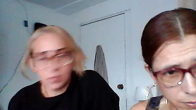 Snapshot of karlabarrera chatting on June 2026 08:59:02 PM karlabarrera online show from June 2026 08:59:02 PM