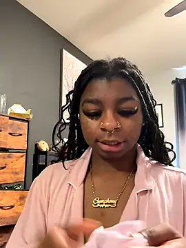 Harmonyxlover online show from December 2025 04:35:02 PM