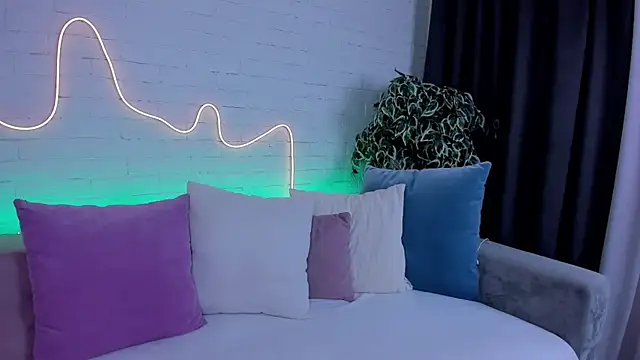 rossy babe  online show from December 2025 11:45:01 PM