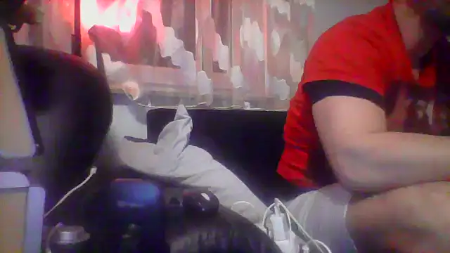 Snapshot of NewyorkDimi chatting on December 2024 03:40:01 AM NewyorkDimi online show from December 2024 03:40:01 AM