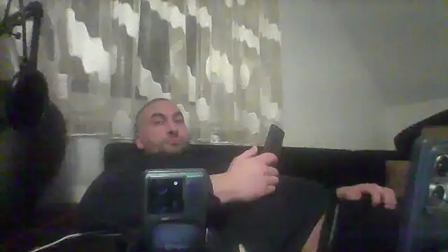 Snapshot of NewyorkDimi chatting on January 2025 02:53:02 AM NewyorkDimi online show from January 2025 02:53:02 AM