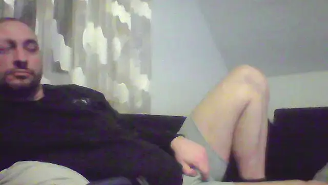 Snapshot of NewyorkDimi chatting on February 2025 11:37:02 PM NewyorkDimi online show from February 2025 11:37:02 PM