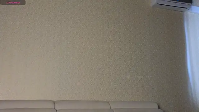 Snapshot of elsa_limerence chatting on February 2025 06:20:01 AM elsa limerence online show from February 2025 06:20:01 AM