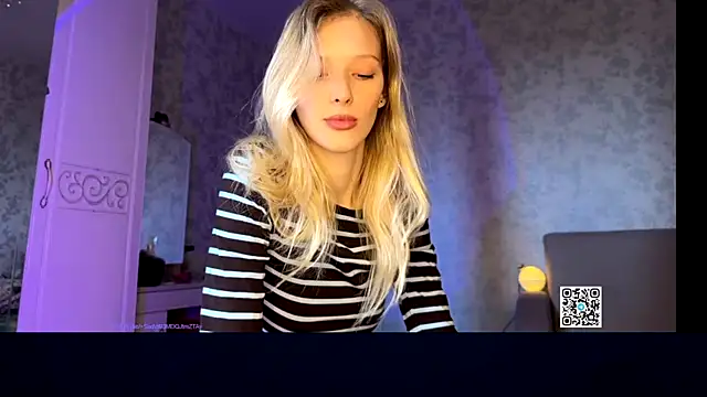 Snapshot of Evvie_Summn1 chatting on September 2025 06:07:02 AM Evvie Summn1 online show from September 2025 06:07:02 AM