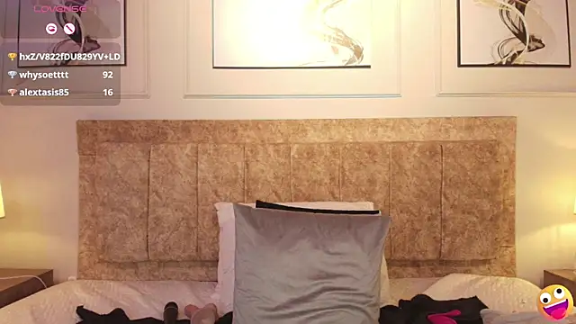 Snapshot of lyn_adamns chatting on January 2025 08:41:01 PM lyn adamns online show from January 2025 08:41:01 PM