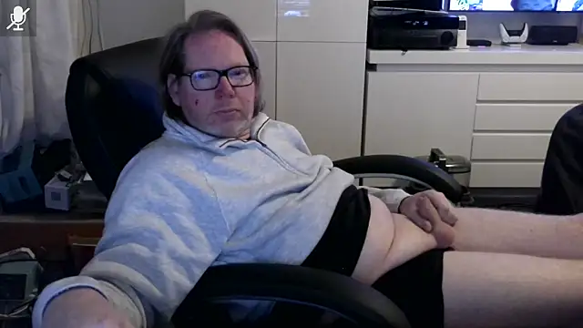 VSteph online show from March 2026 12:05:01 AM