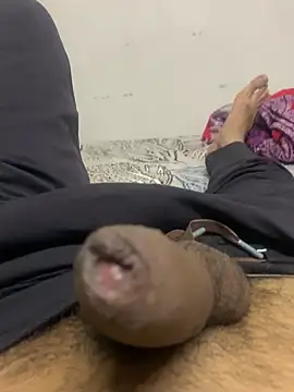 fuckboi2103 online show from December 2024 07:01:01 PM