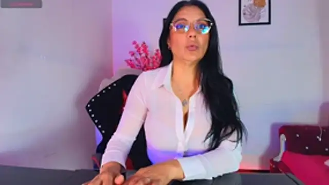 Zuzana21 online show from June 2026 01:01:02 PM