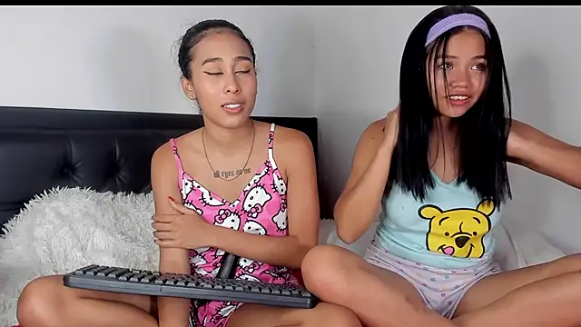 Snapshot of lilibluex chatting on February 2025 10:55:01 PM lilibluex online show from February 2025 10:55:01 PM