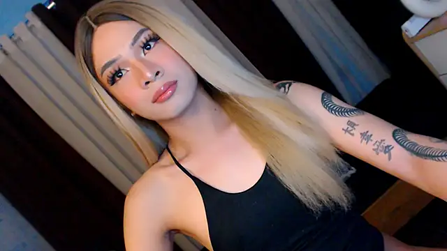 Dimpledimps69 online show from January 2026 10:39:01 AM