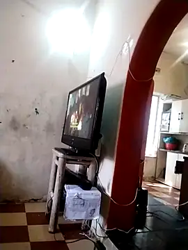 Polygamist online show from September 2025 07:41:01 AM