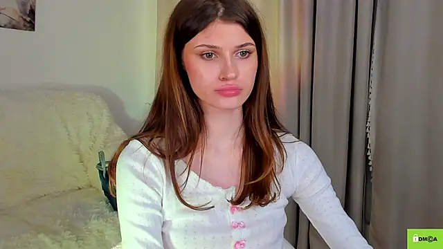 Hello Vivienne online show from December 2024 08:12:02 PM