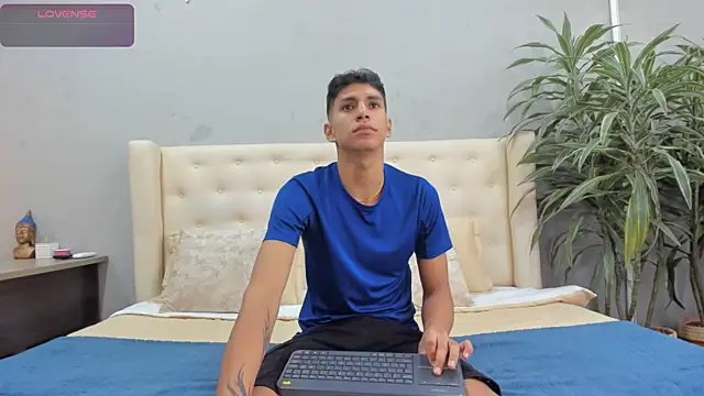 kieran derek online show from September 2025 03:11:02 AM