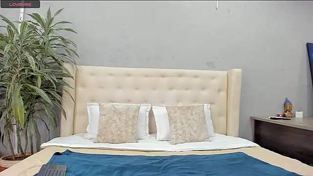 kieran derek online show from October 2025 03:16:01 AM