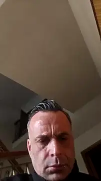 Snapshot of Gianlucazeis chatting on March 2026 12:31:01 PM Gianlucazeis online show from March 2026 12:31:01 PM