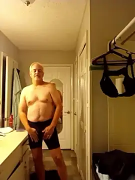 marc1812 online show from December 2024 05:37:01 AM