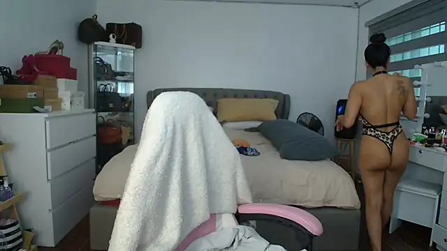 aya saki online show from December 2025 08:52:01 AM