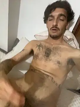 Snapshot of Tomito14 chatting on November 2025 07:21:02 AM Tomito14 online show from November 2025 07:21:02 AM