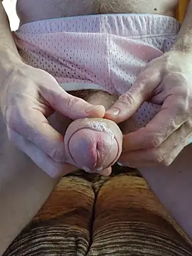 Gingerbeard40 online show from March 2026 06:21:01 AM