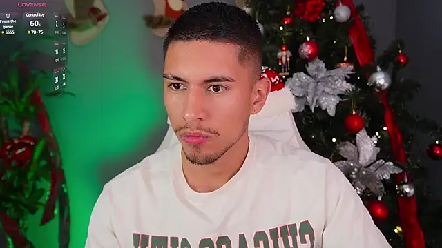 Aaronfox x online show from December 2024 02:12:01 AM