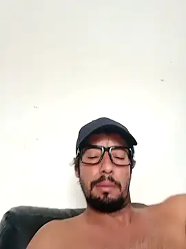 Snapshot of 2024gaelpiroca chatting on October 2025 07:44:02 PM 2024gaelpiroca online show from October 2025 07:44:02 PM