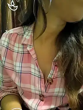 MIss-Naina online show from December 2024 06:50:02 AM
