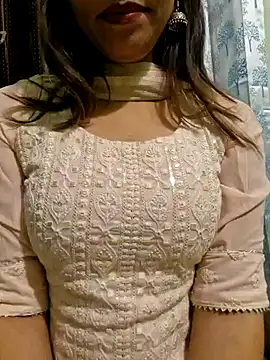 MIss-Naina online show from January 2025 02:51:01 AM