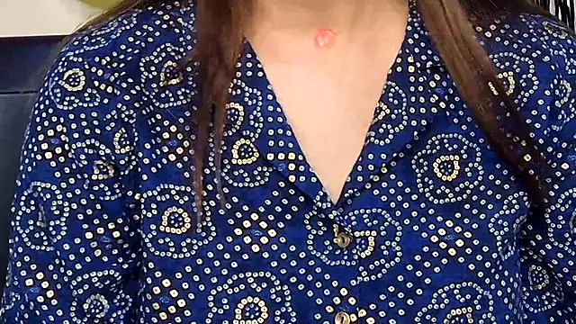 MIss-Naina online show from November 2025 07:51:01 AM