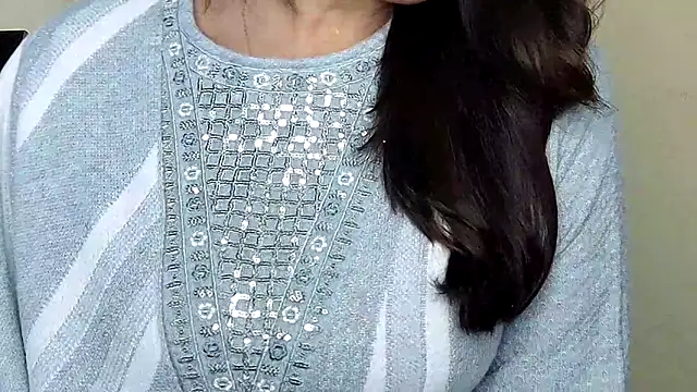 MIss-Naina online show from December 2025 09:17:01 AM