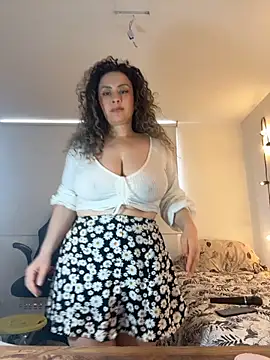 Snapshot of Elizabeth_Dupont chatting on September 2025 05:46:01 PM Elizabeth Dupont online show from September 2025 05:46:01 PM