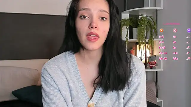 WildaBendell online show from January 2025 02:37:01 PM