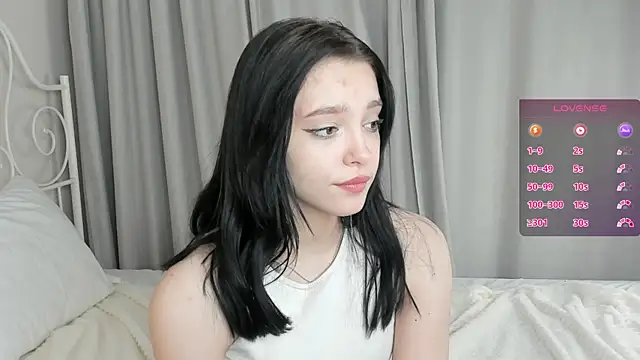 WildaBendell online show from February 2025 07:06:02 PM