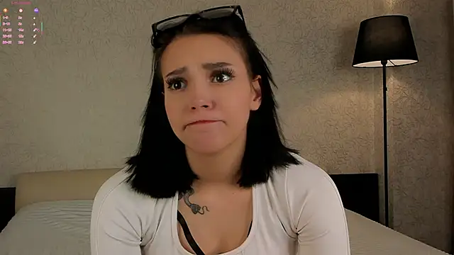 WildaBendell online show from November 2025 11:42:02 AM