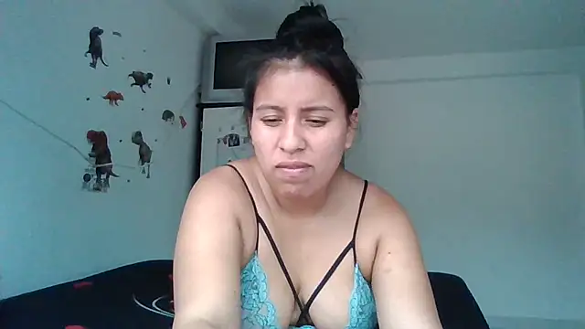  LATINA  online show from February 2025 09:52:02 PM