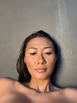 Snapshot of thai-dreamgirl chatting on October 2025 11:16:01 PM thai-dreamgirl online show from October 2025 11:16:01 PM