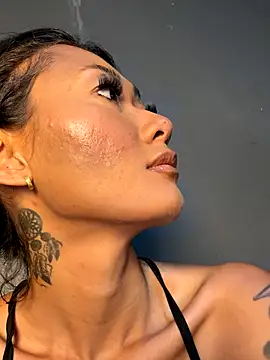 Snapshot of thai-dreamgirl chatting on October 2025 11:17:02 PM thai-dreamgirl online show from October 2025 11:17:02 PM
